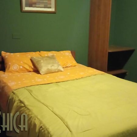 Hostal Residencial Mochica リマ エクステリア 写真