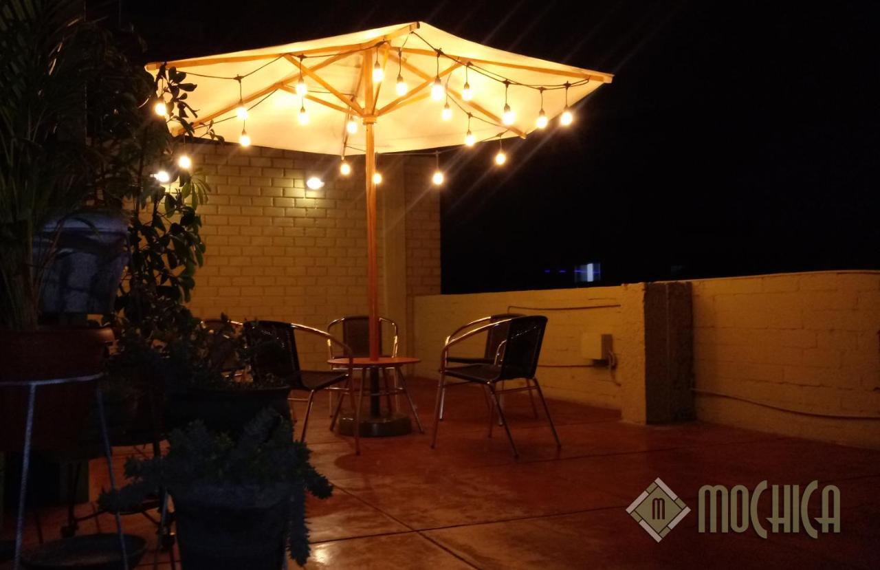 Hostal Residencial Mochica リマ エクステリア 写真